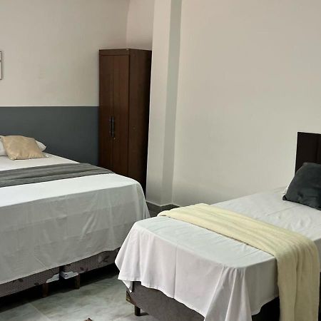 לואיס אדוארדו מגליאנס Hotel E Restaurante Lima מראה חיצוני תמונה