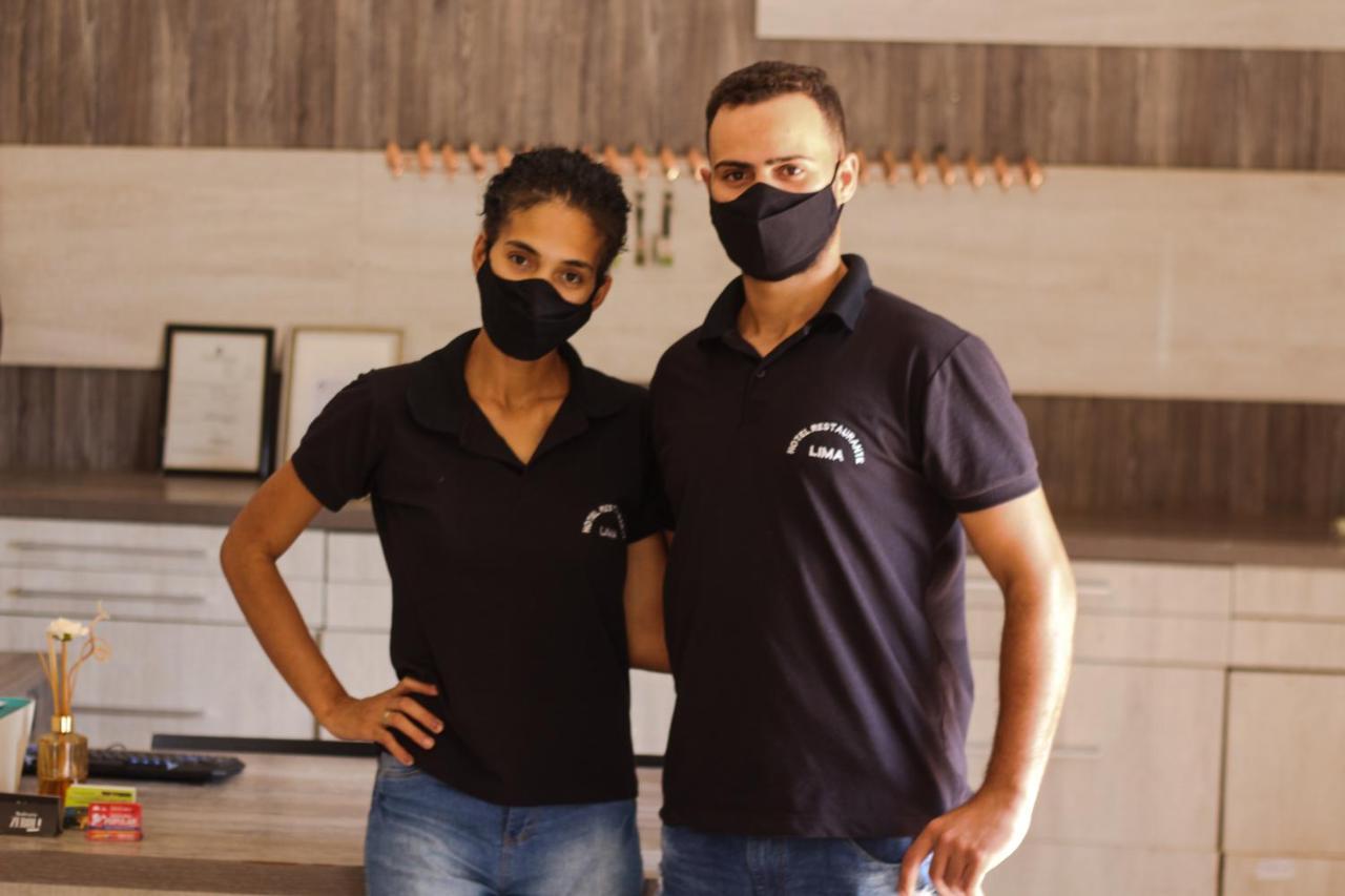 לואיס אדוארדו מגליאנס Hotel E Restaurante Lima מראה חיצוני תמונה