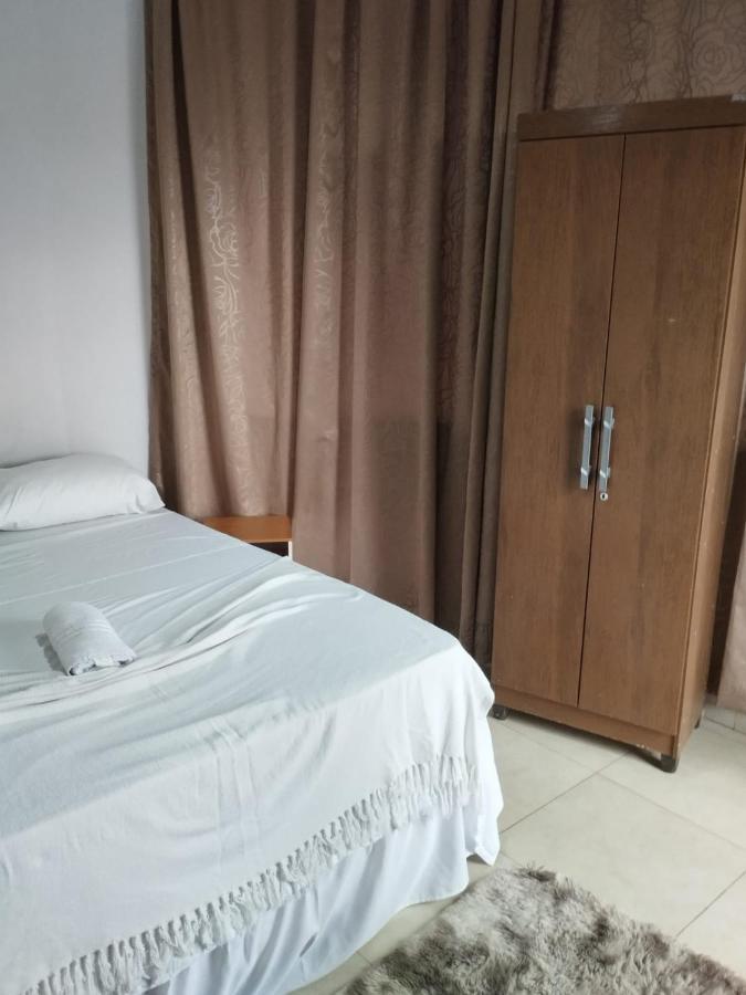 לואיס אדוארדו מגליאנס Hotel E Restaurante Lima מראה חיצוני תמונה