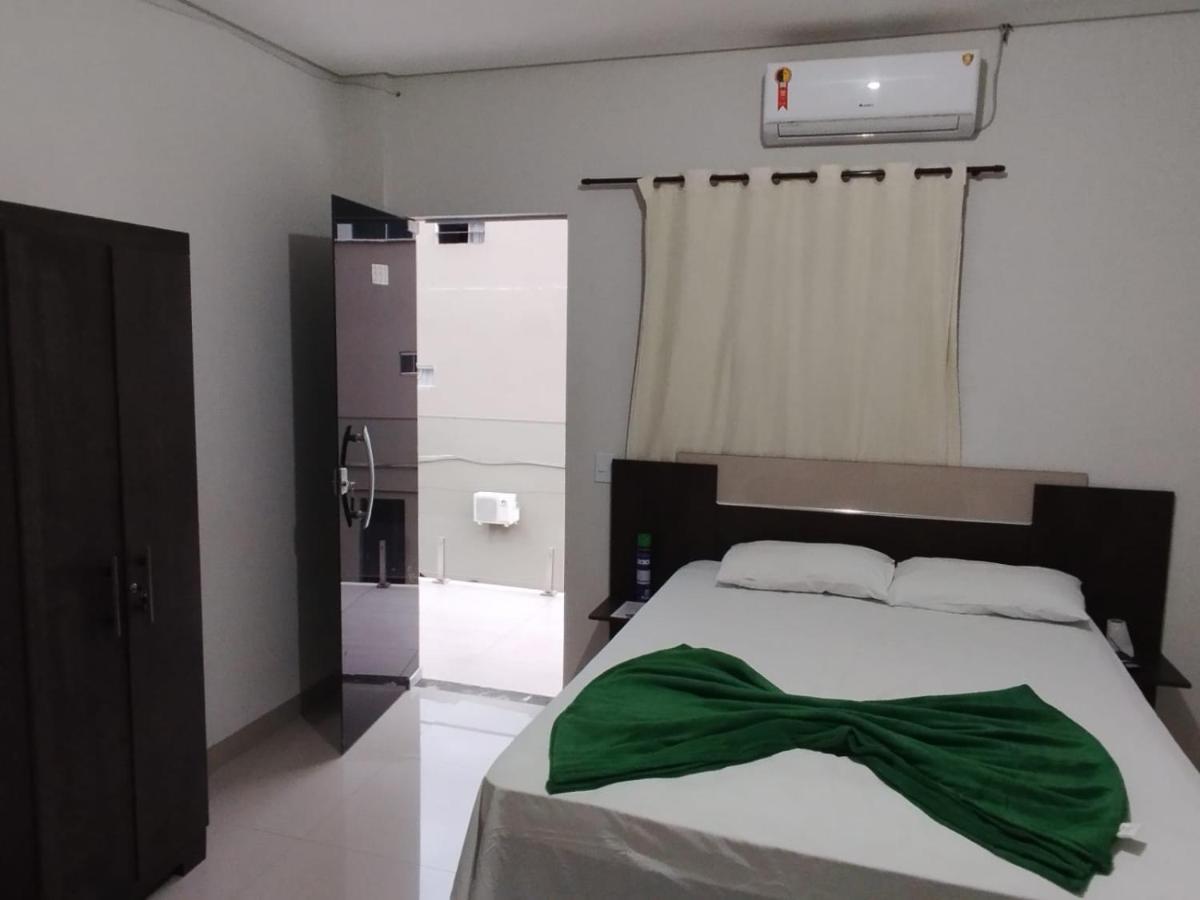 לואיס אדוארדו מגליאנס Hotel E Restaurante Lima מראה חיצוני תמונה