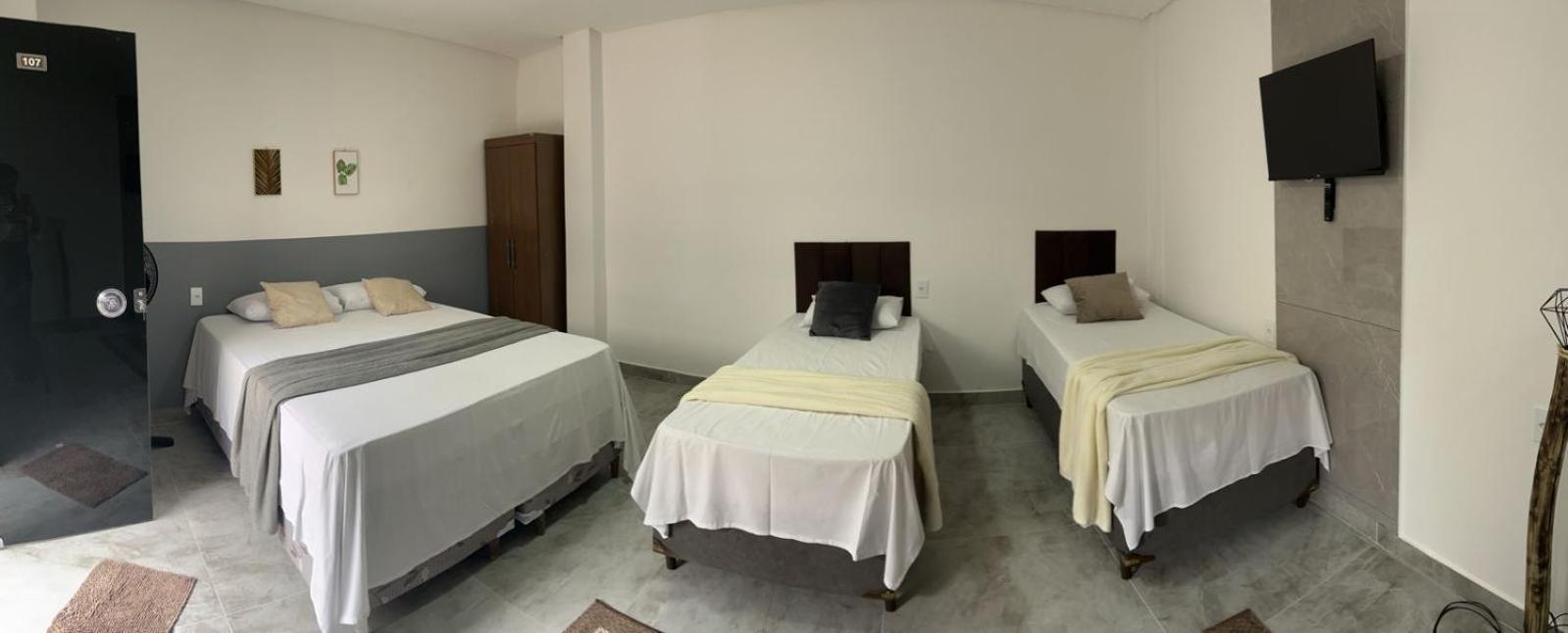 לואיס אדוארדו מגליאנס Hotel E Restaurante Lima מראה חיצוני תמונה