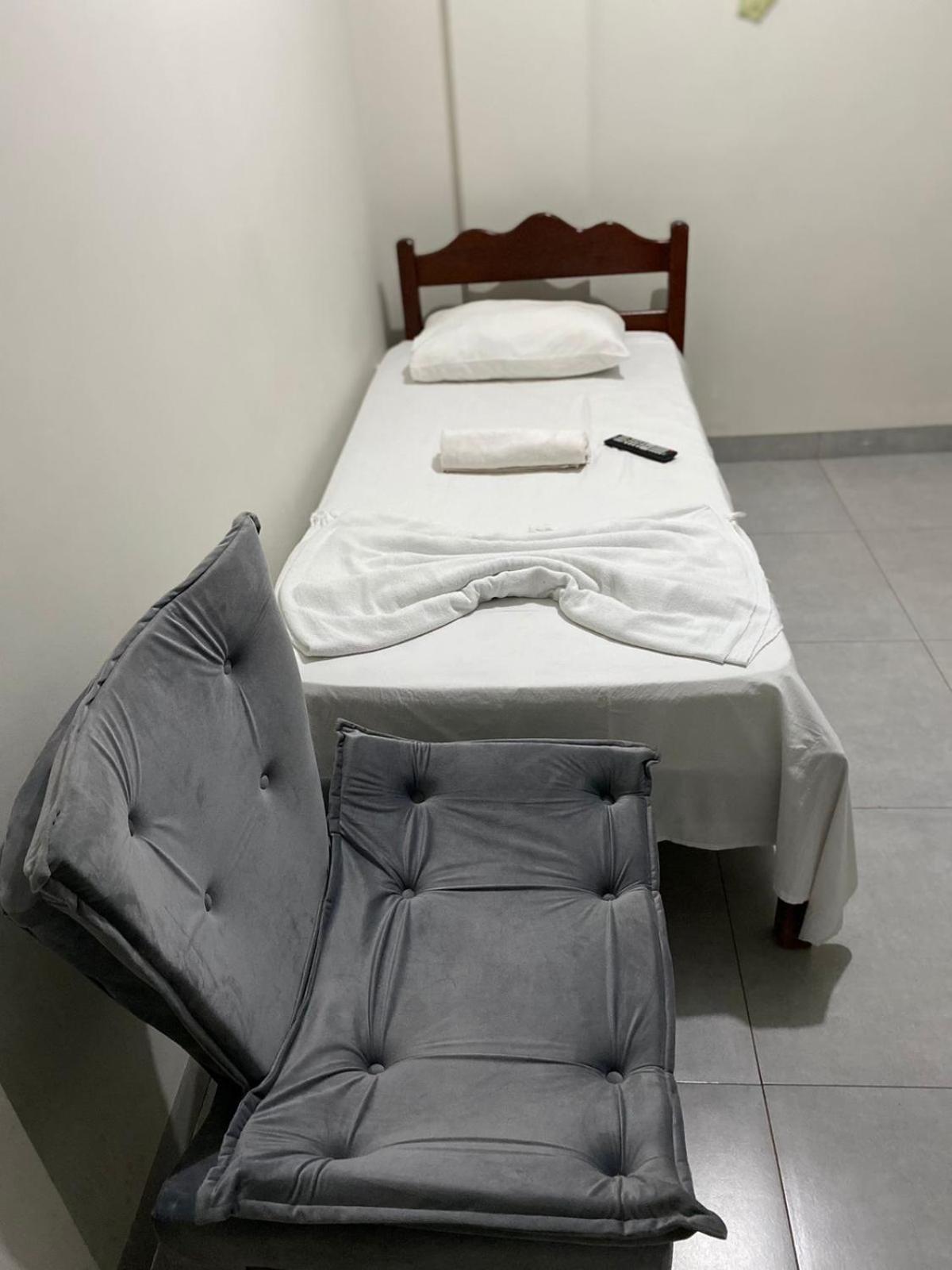 לואיס אדוארדו מגליאנס Hotel E Restaurante Lima מראה חיצוני תמונה
